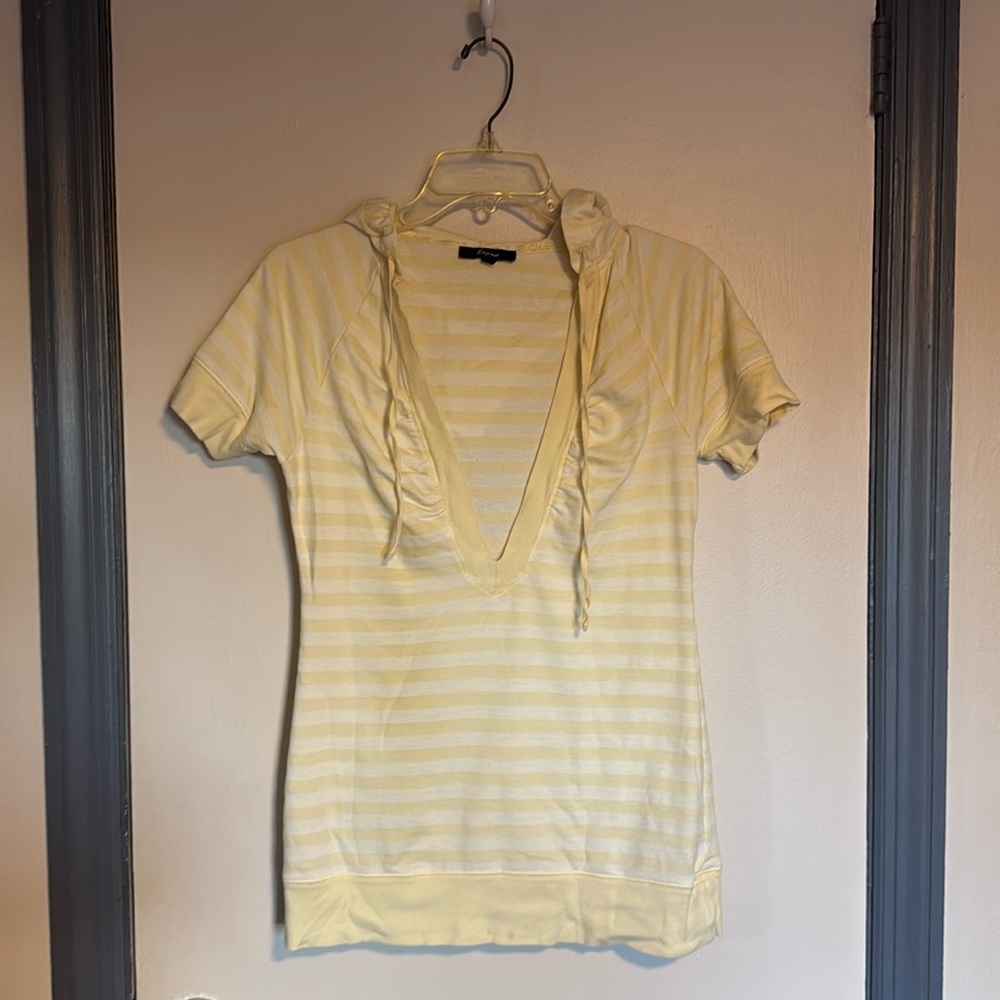 Express Deep V Short Sleeve Hoodie, Pale Yellow Striped, Size Small